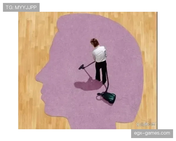 足球巨星赛场外的真实生活：光环之下，平凡日常同样闪耀