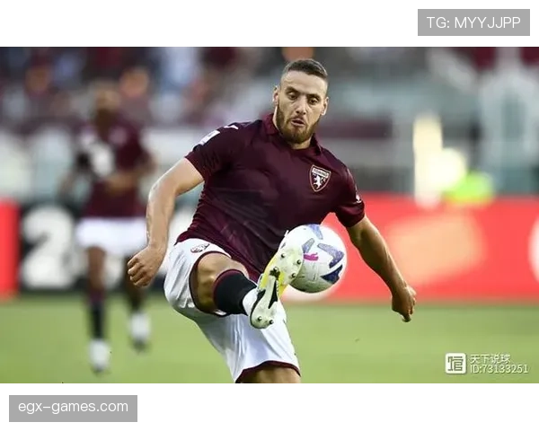 都灵展现新攻击套路，状态回暖引关注，争冠前景再受瞩目